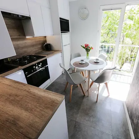 Appartement New - 300 M Town Hall - 3 - 7 People